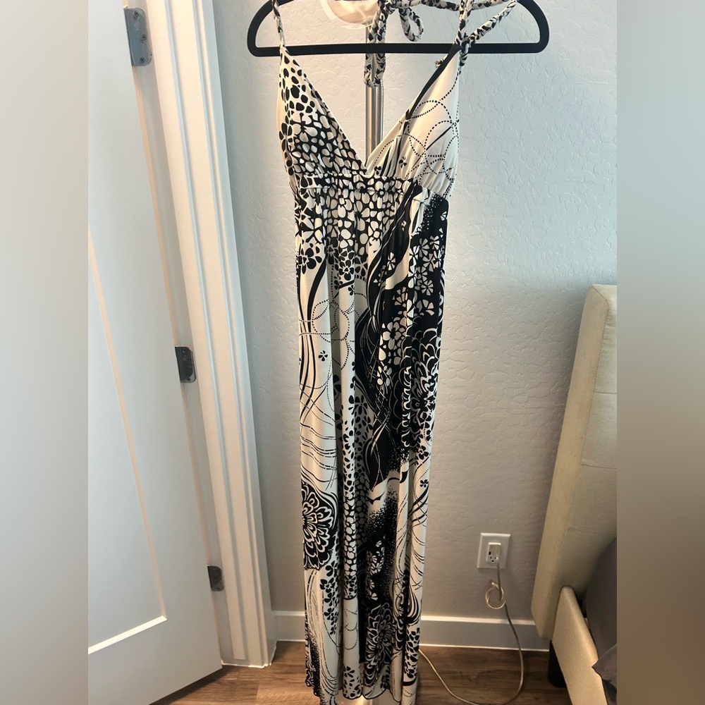 Perfect summer halter dress